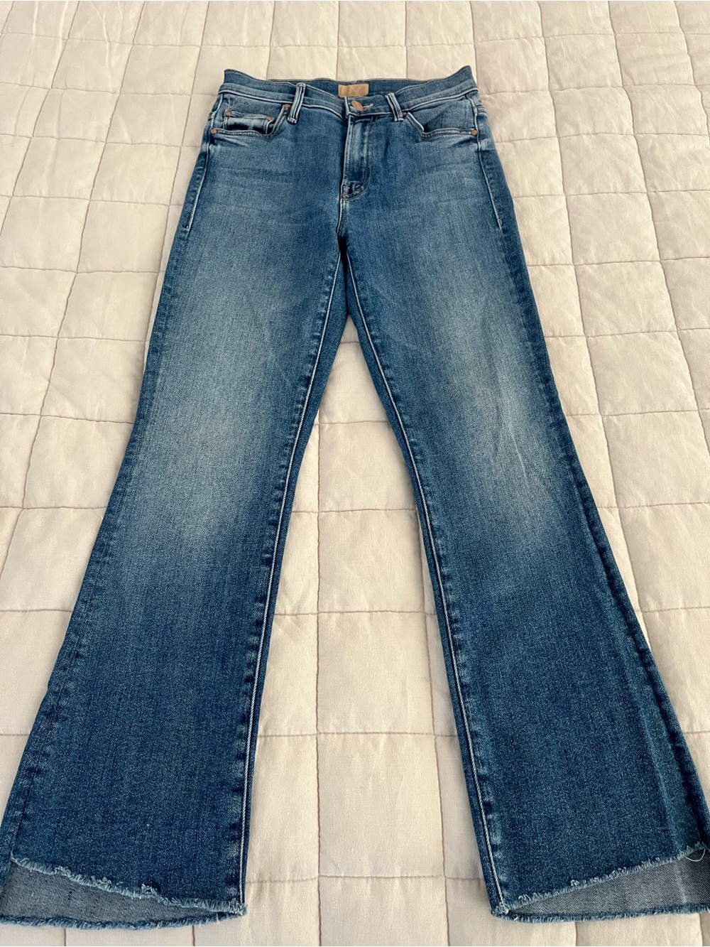 MOTHER jeans insider crop step fray 25